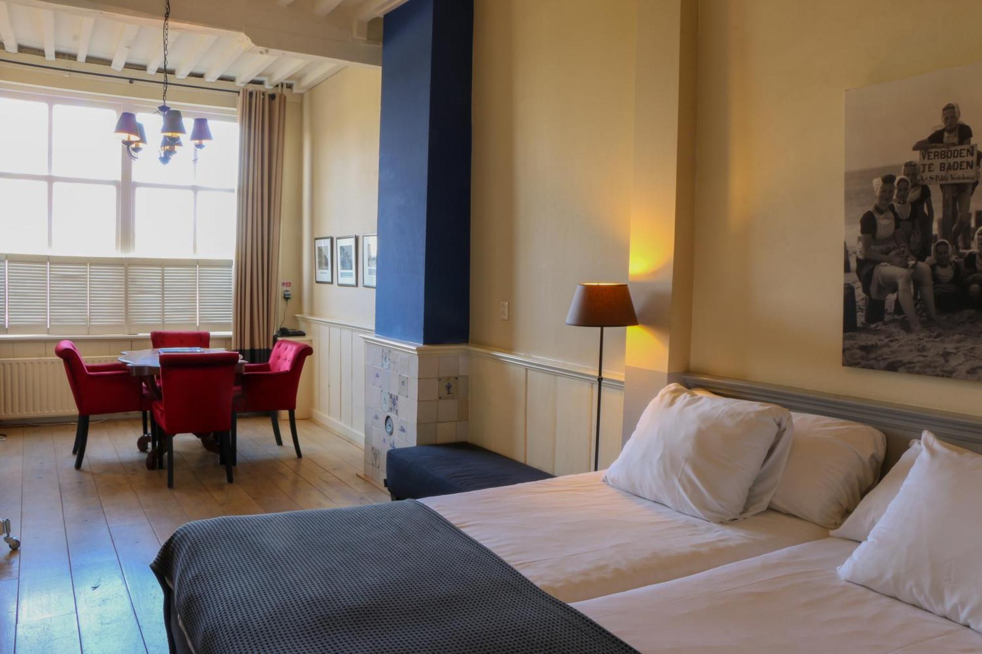 Auberge De Campveerse Toren Veere Esterno foto
