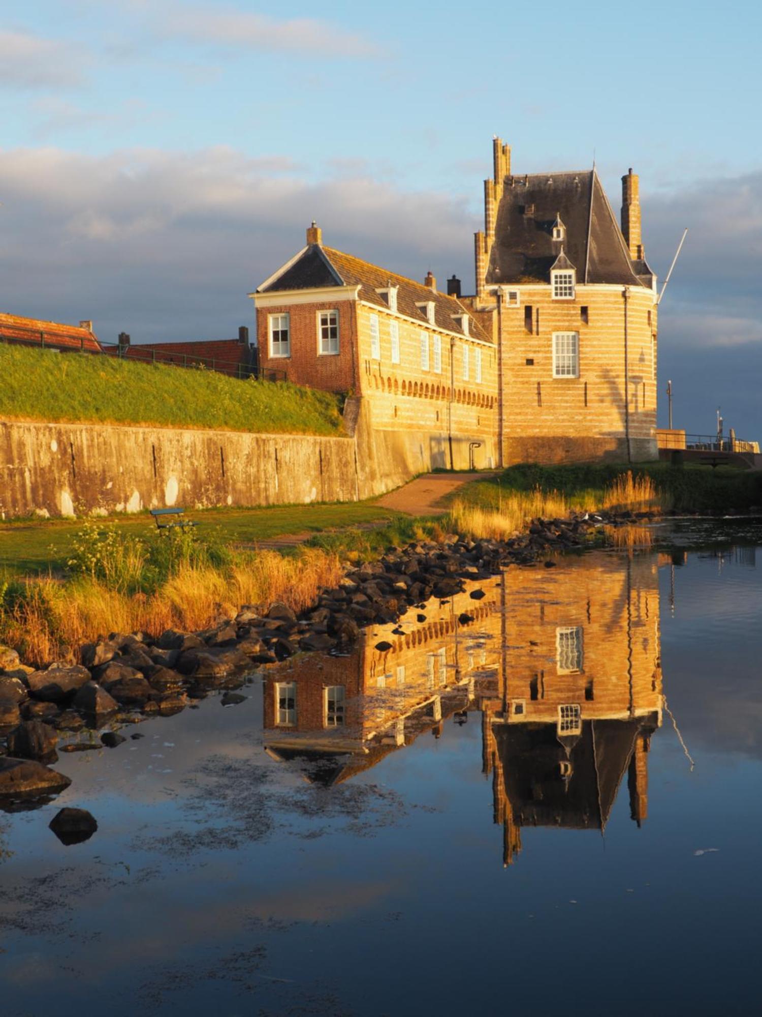 Auberge De Campveerse Toren Veere Esterno foto
